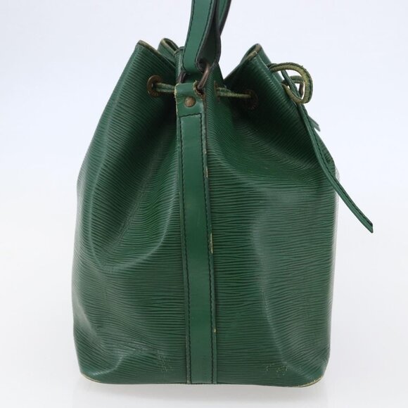 LOUIS VUITTON Epi Petit Noe Shoulder Bag Green M44104 LV Auth 144617 - Picture 5 of 16
